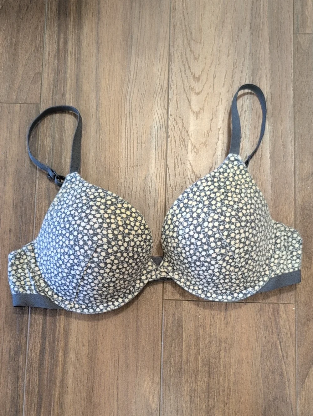 Bundle of Xhilaration 2 Bras Floral & Boyshort Set  Pink and Red Flowers